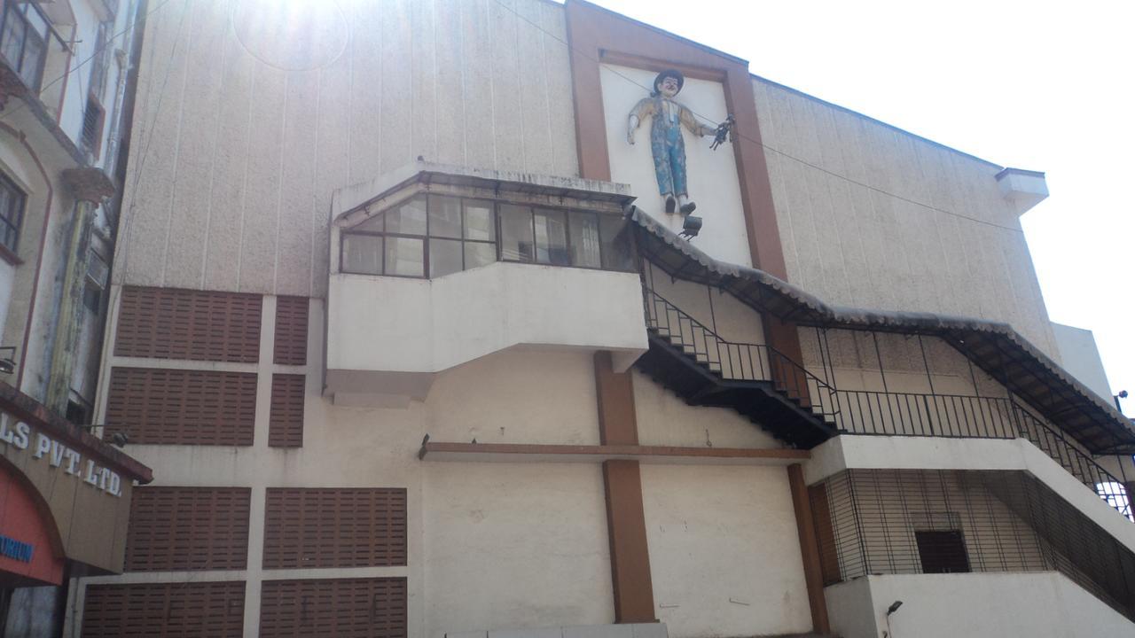 Girija Payyade Hotel Kalyān 外观 照片