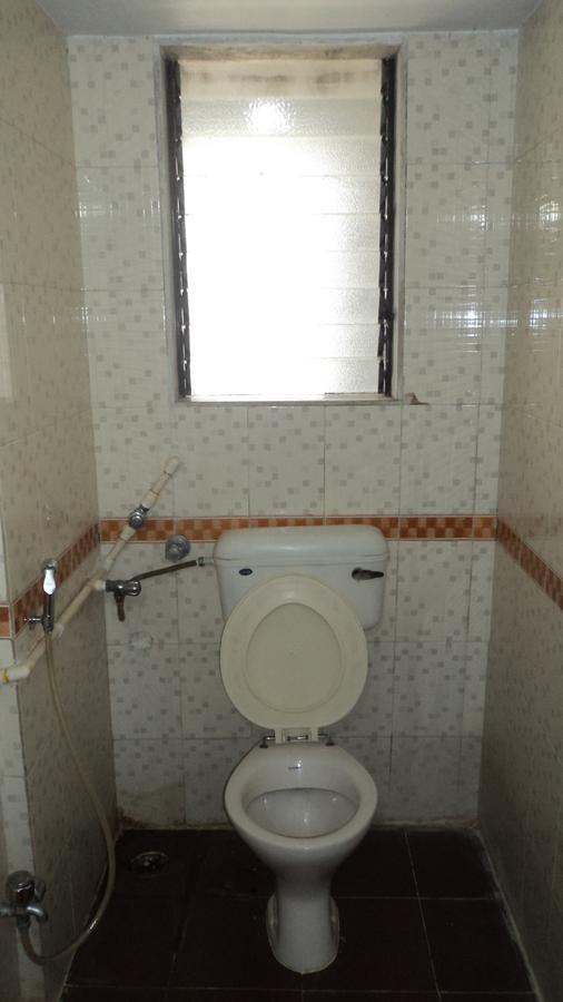 Girija Payyade Hotel Kalyān 外观 照片