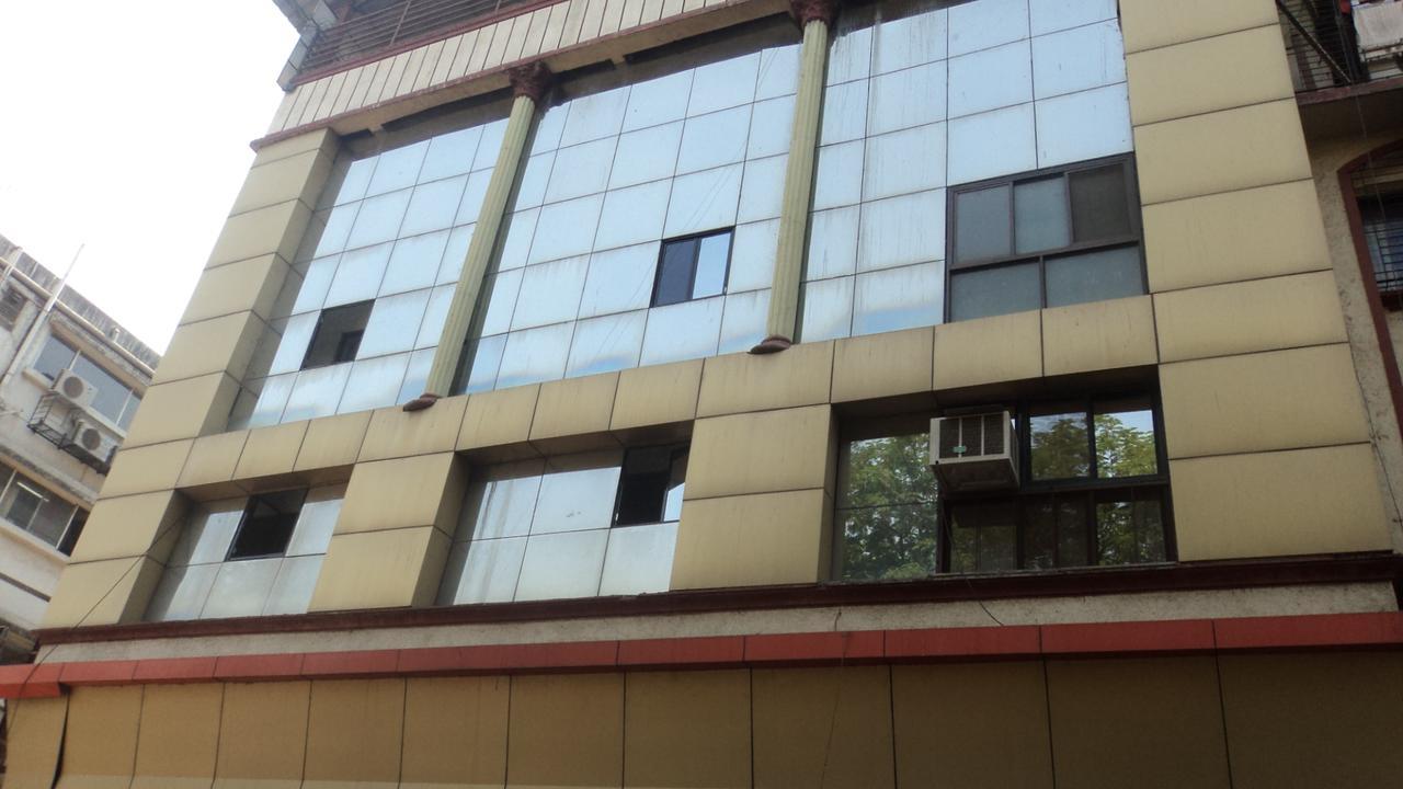 Girija Payyade Hotel Kalyān 外观 照片